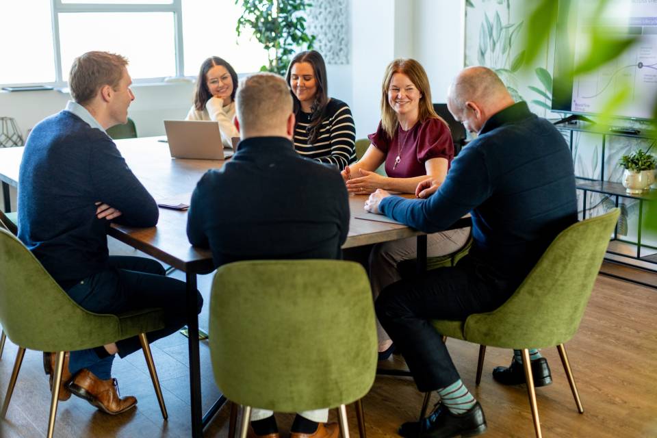 Rockfine-Team-meeting